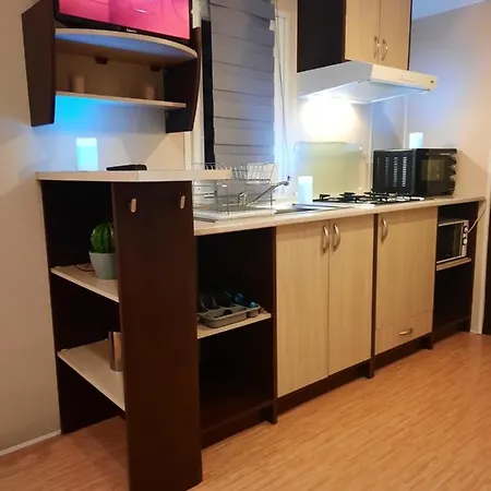 Mobil Home Tout Equipe Holiday park *